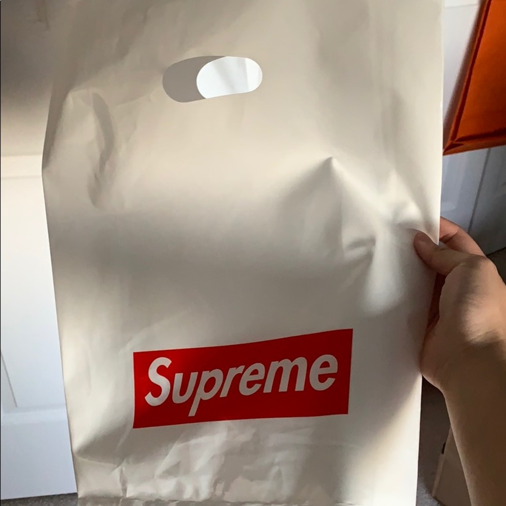 Supreme shopping bag